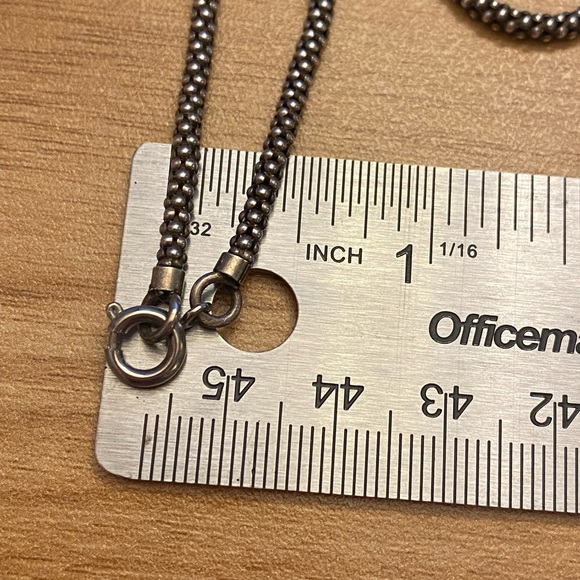 Blue moonstone sun pendant on a 925 sterling silver popcorn chain - Picture 5 of 7